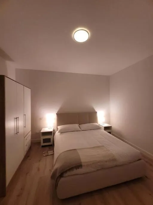 View Lovely 3Bed-2Bath Condo Full Furnished. Vittorio Veneto Apartment
