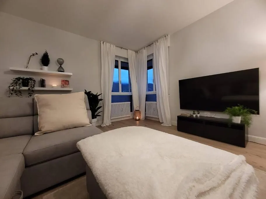 View Lovely 3Bed-2Bath Condo Full Furnished. Vittorio Veneto Apartment