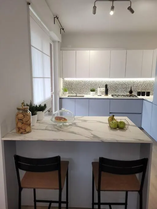 Apartment View Lovely 3Bed-2Bath Condo Full Furnished. Vittorio Veneto